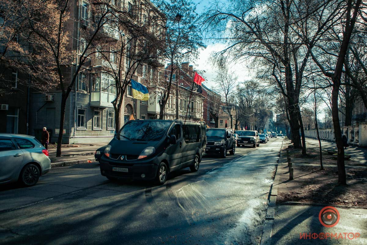 В честь тех, кто не ждет ни повесток, ни контрактов