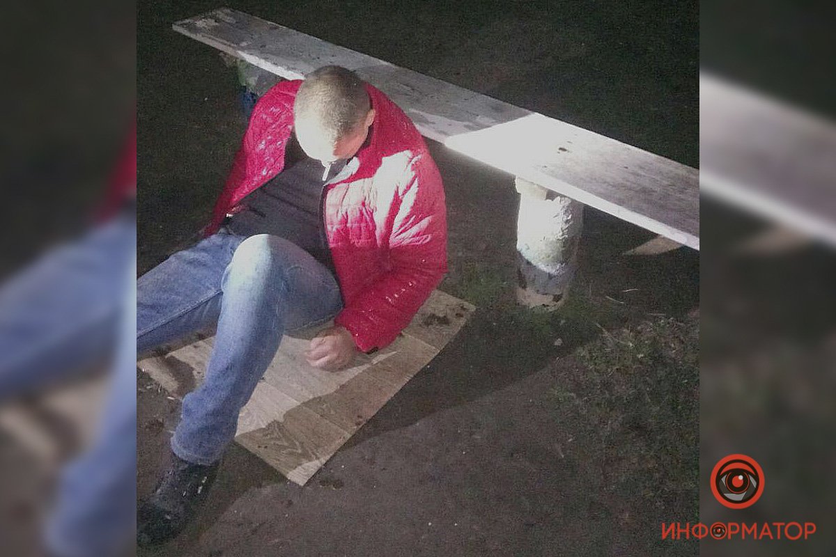 В Днепре на Криворожской нашли мужчину с ножом в животе 1