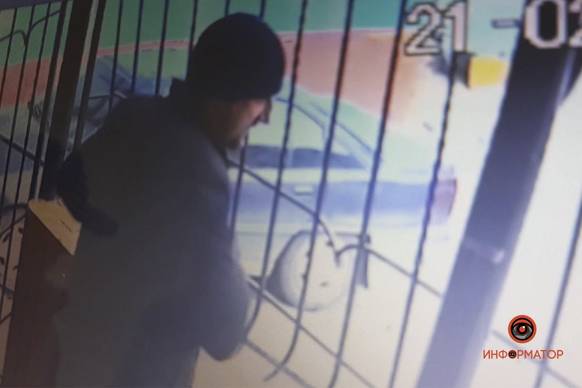 Последний раз его видели в районе рынка на улице Гладкова Последний раз его видели в районе рынка на улице Гладкова