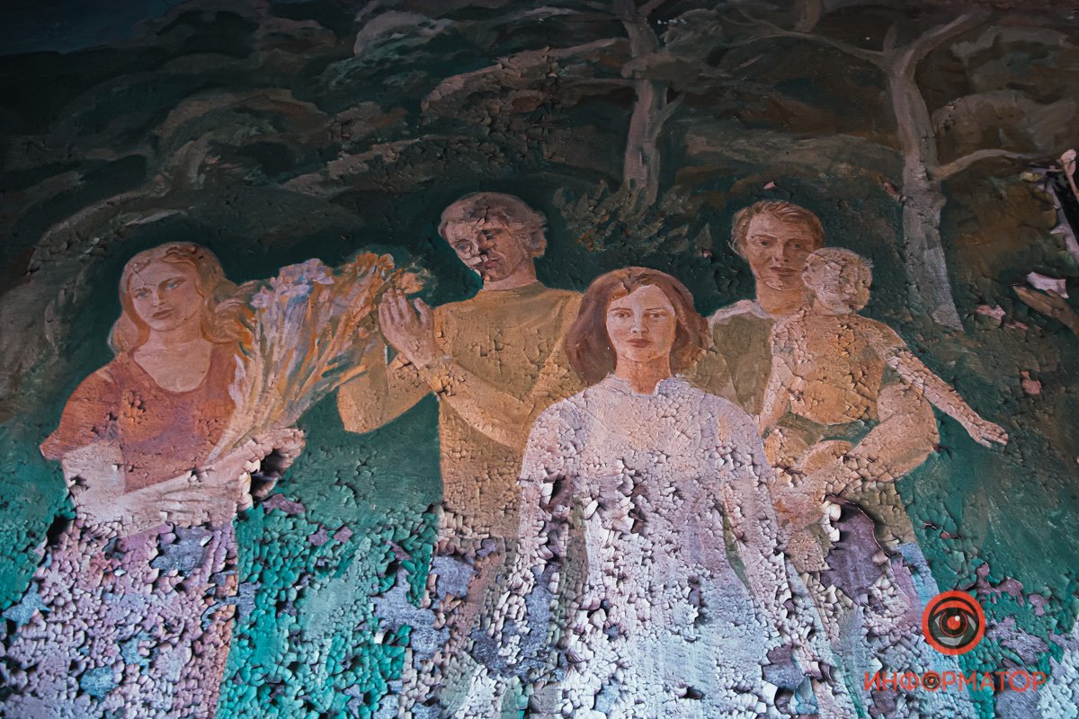 Все еще остались картины