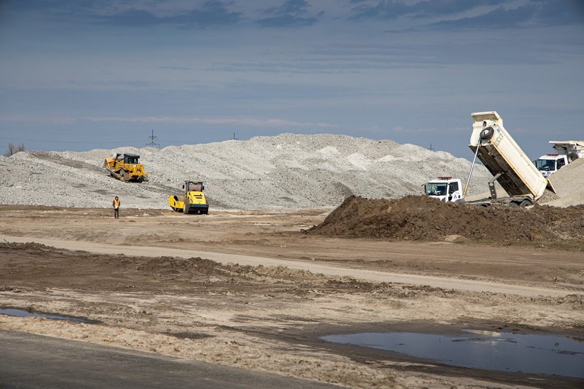 Стартовал новый сезон строительства трассы от Днепра до Киева 6