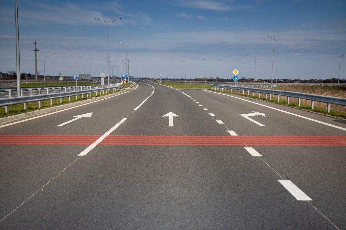 Стартовал новый сезон строительства трассы от Днепра до Киева 8