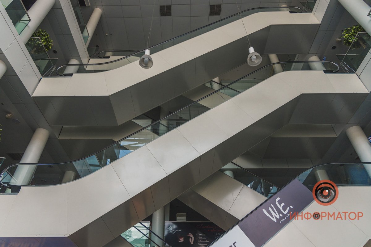 За день до полного карантина: как работают заведения Днепра 12