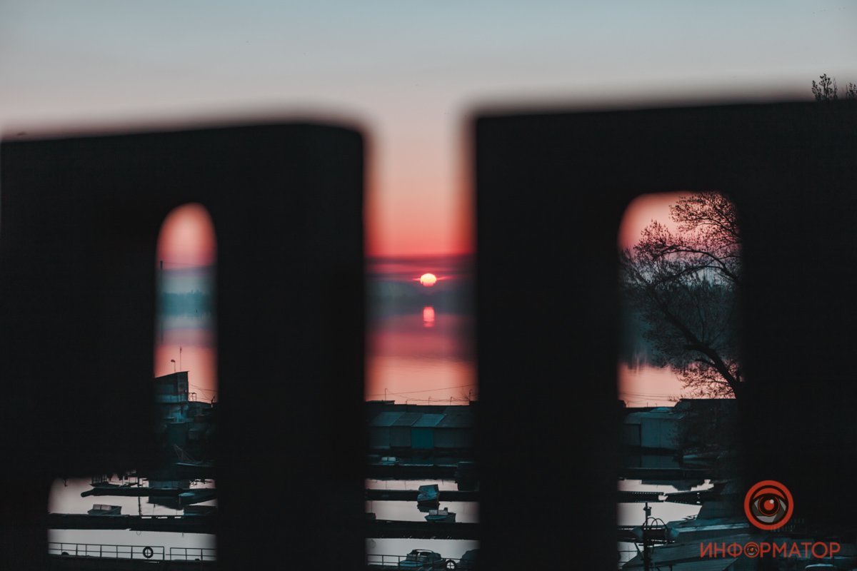 Очертания предметов во мгле Очертания предметов во мгле