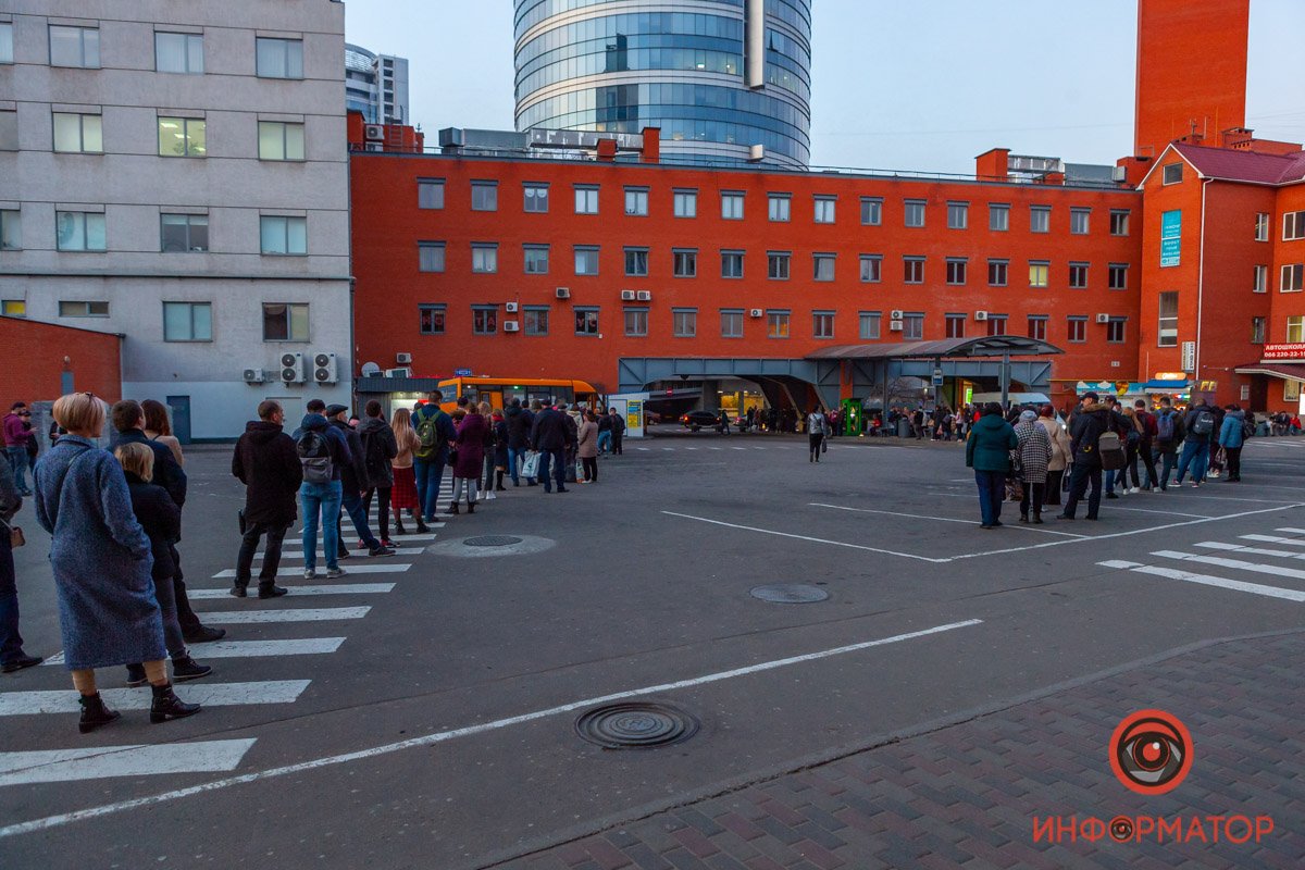 Проще остаться ночевать на работе