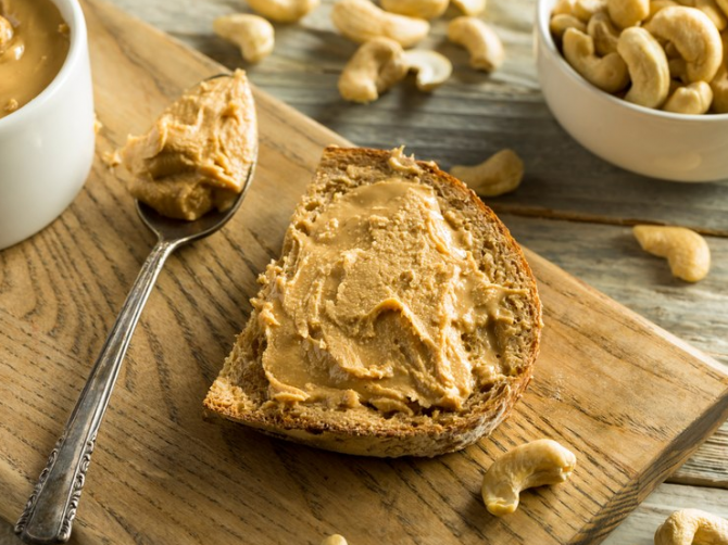 Бюджетные и вкусные рецепты: как приготовить ореховую пасту в домашних условиях 1