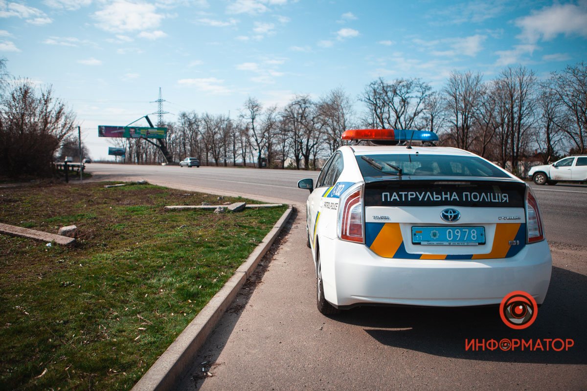 На месте работают патрульные