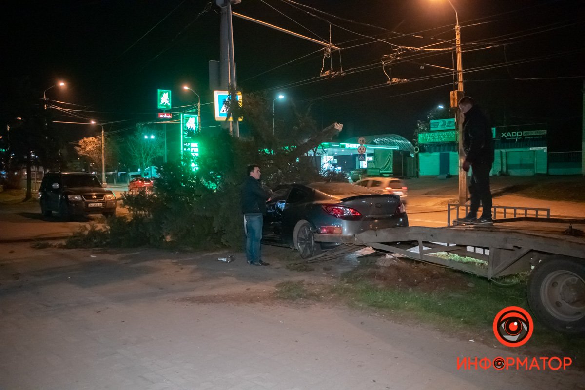 Троих забрала скорая