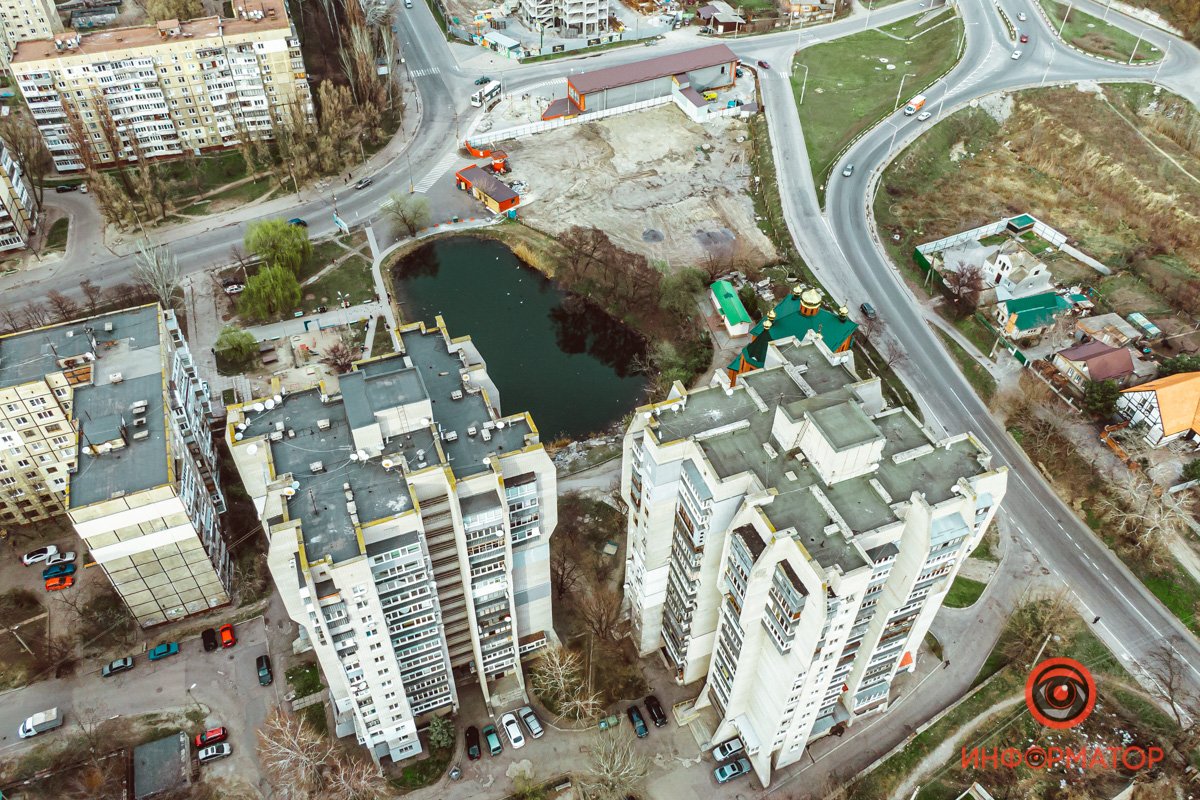 И никогда не станет всё равно.