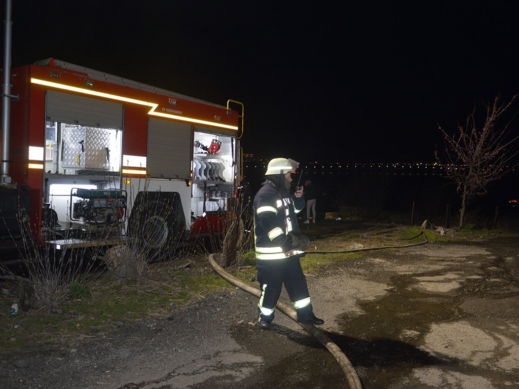 Спасатели оперативно прибыли к месту Спасатели оперативно прибыли к месту