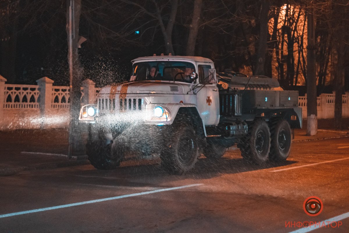 Дезинфицировали раствором гипохлорита натрия