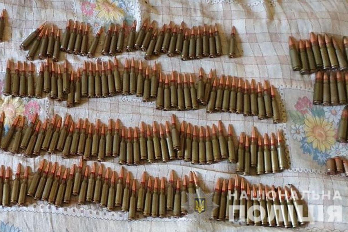 В квартире у мужчины нашли больше 300 патронов В квартире у мужчины нашли больше 300 патронов