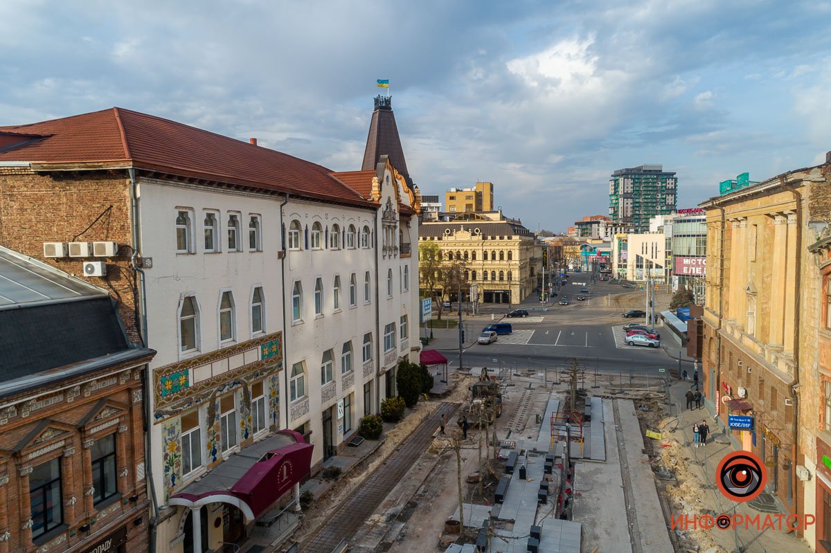 Голая улица Голая улица