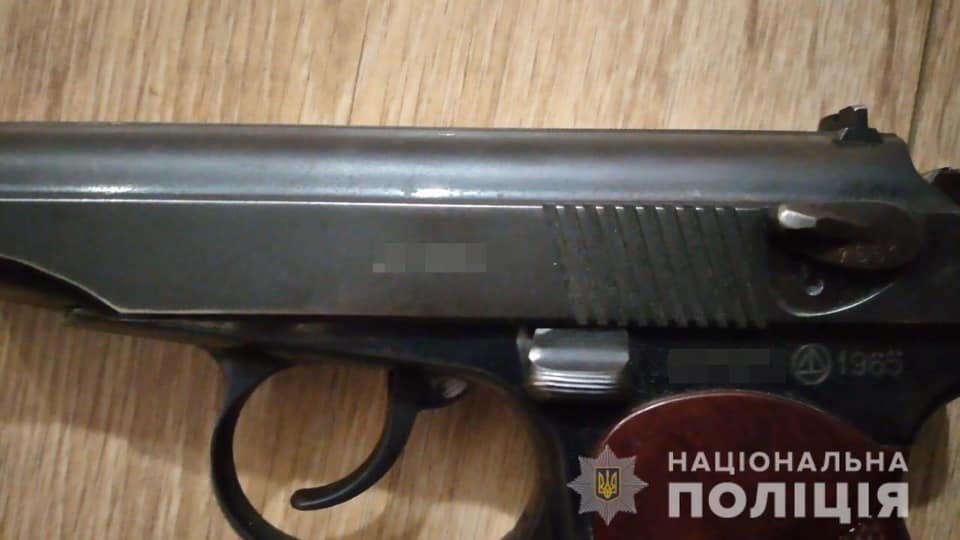 В Никополе мужчина застрелил полицейского и вместе с сыном пытался спрятать его труп 1