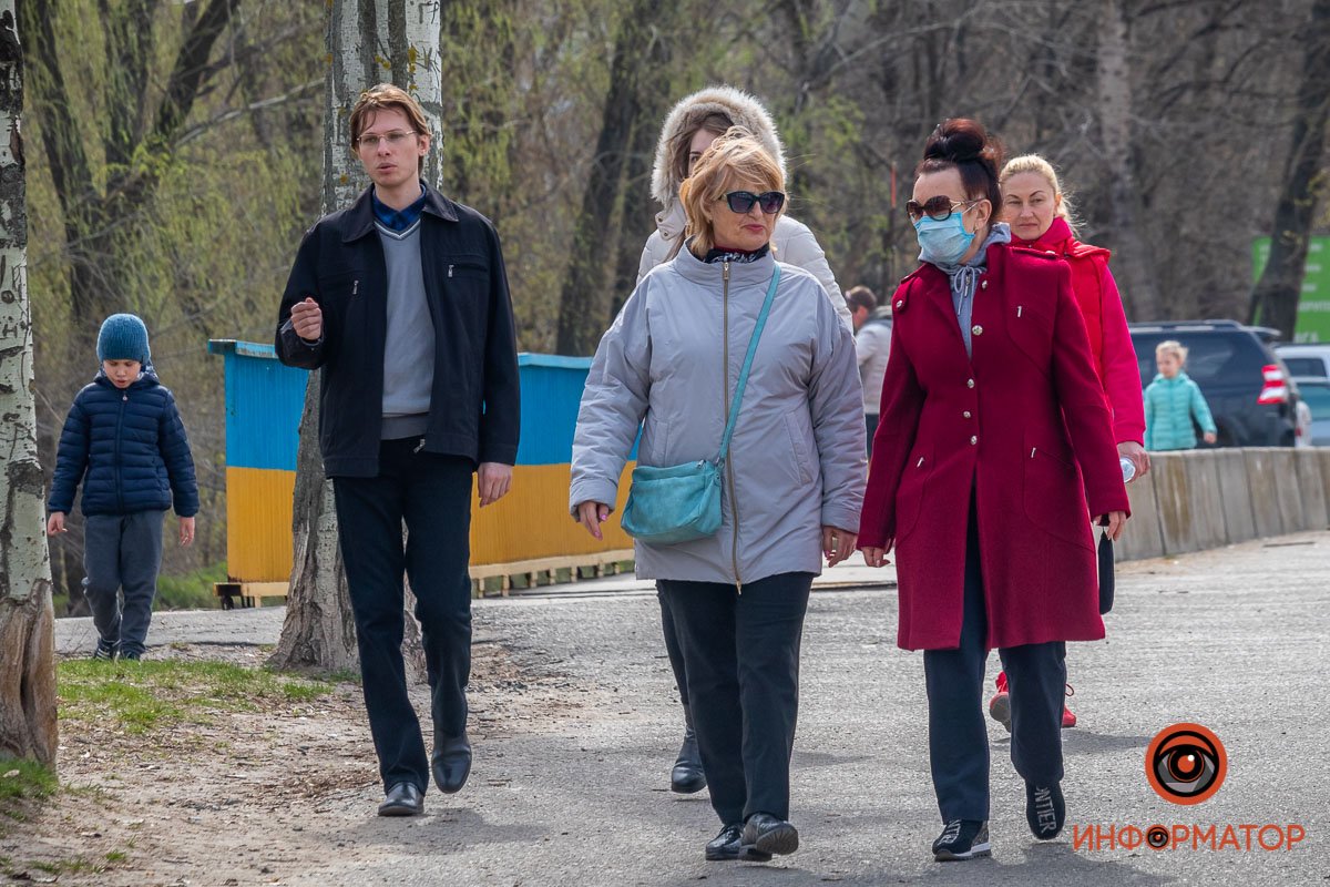 Не бойтесь, вам идут маски. Здоровье вообще всем к лицу Не бойтесь, вам идут маски. Здоровье вообще всем к лицу