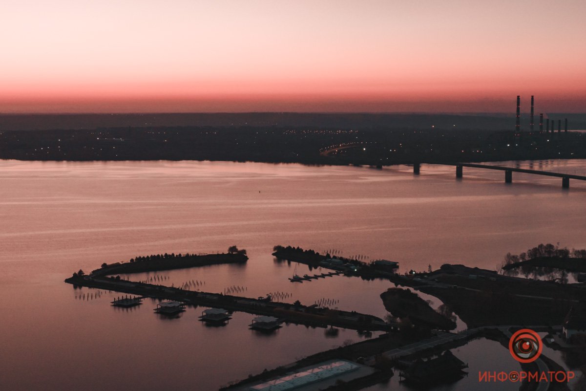 Мир наполняется новыми красками