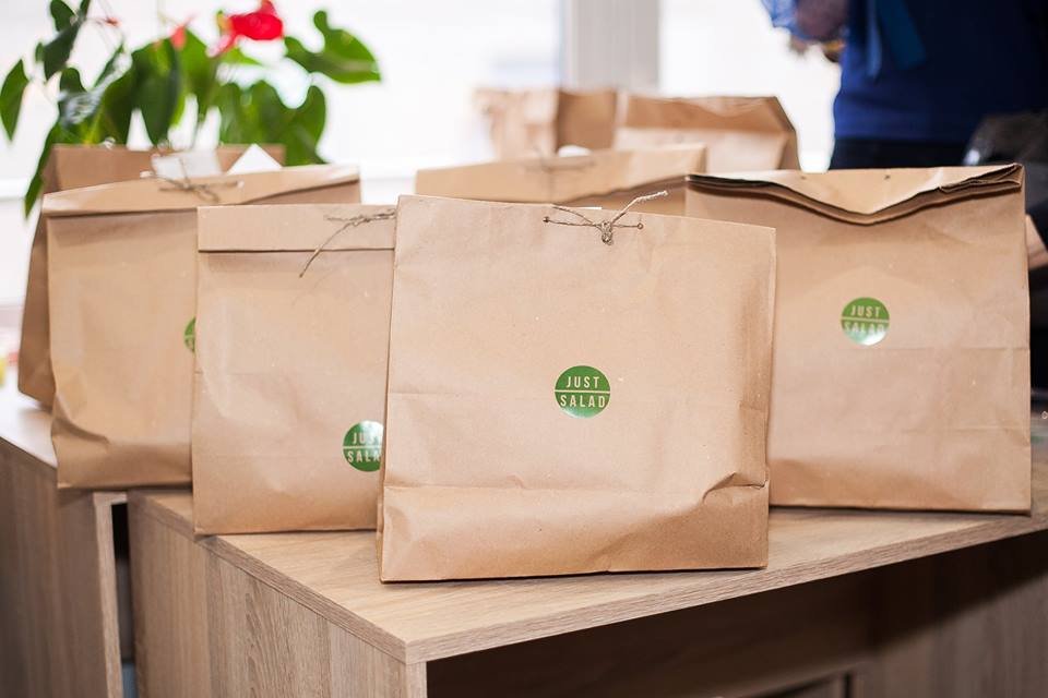 Как держать себя в тонусе с доставкой еды Just Salad в Днепре 2