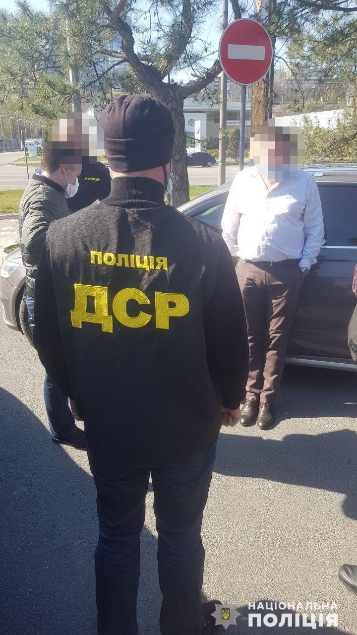 Задержание на Glusco в Днепре: директор предприятия попался на взятке 1