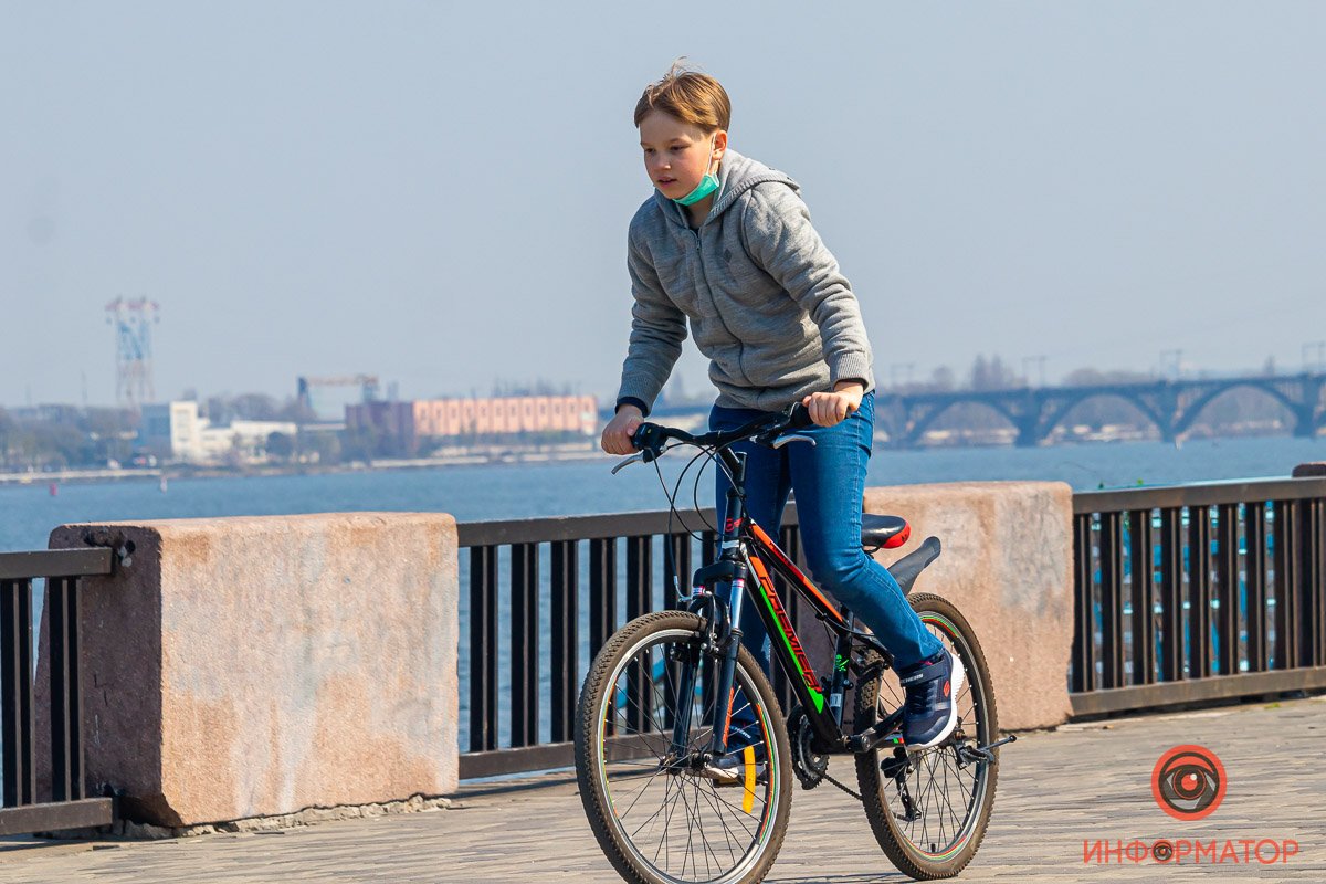 Только не трогайте лицо Только не трогайте лицо