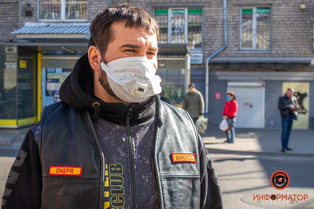 Байкеры помогают своими силами