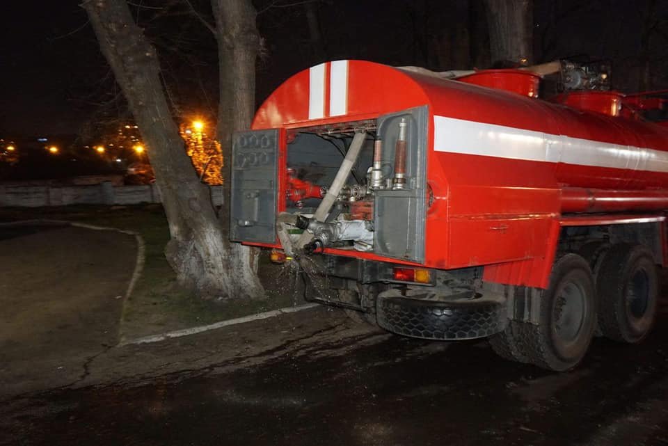 Для этого задействовали 4 единицы техники