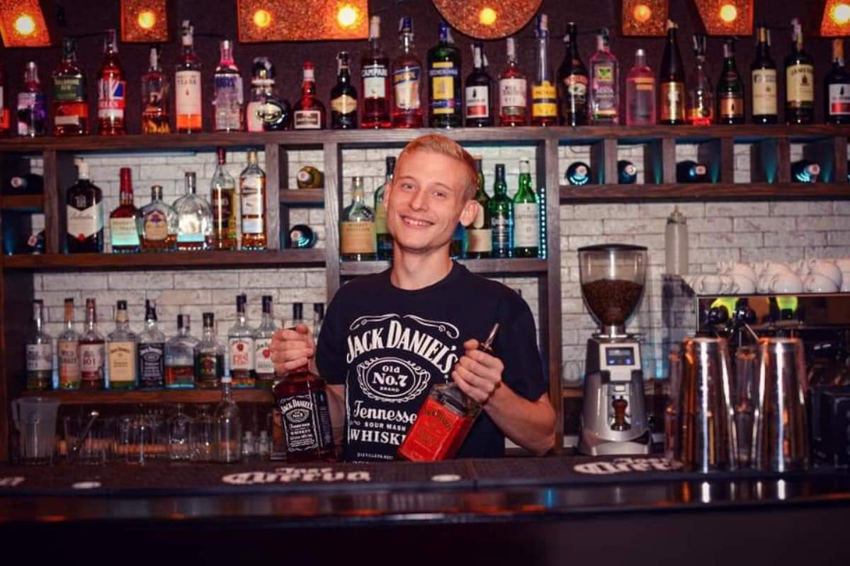 Акции и доставка: как Arizona Food Bar радует жителей Днепра во время карантина 5