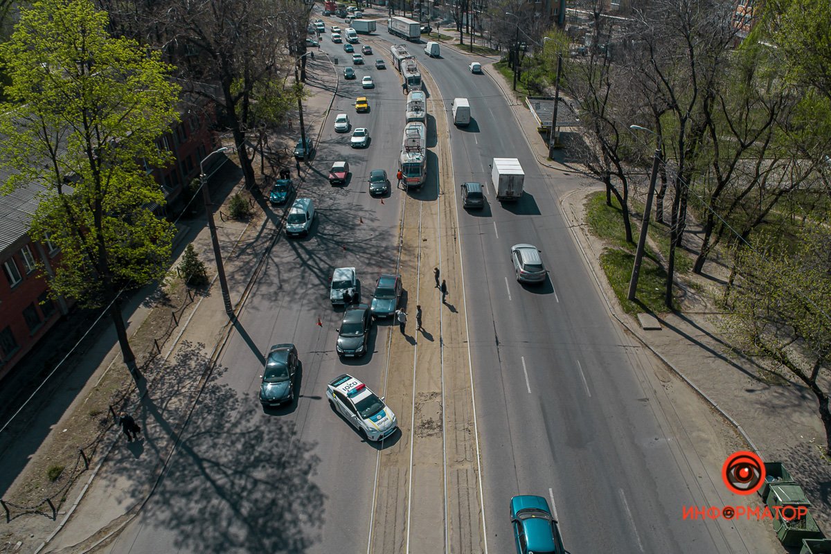 Авария стала причиной остановки электротранспорта Авария стала причиной остановки электротранспорта