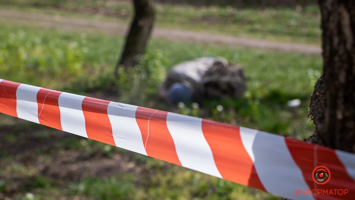 На вид умершему около 75 лет На вид умершему около 75 лет