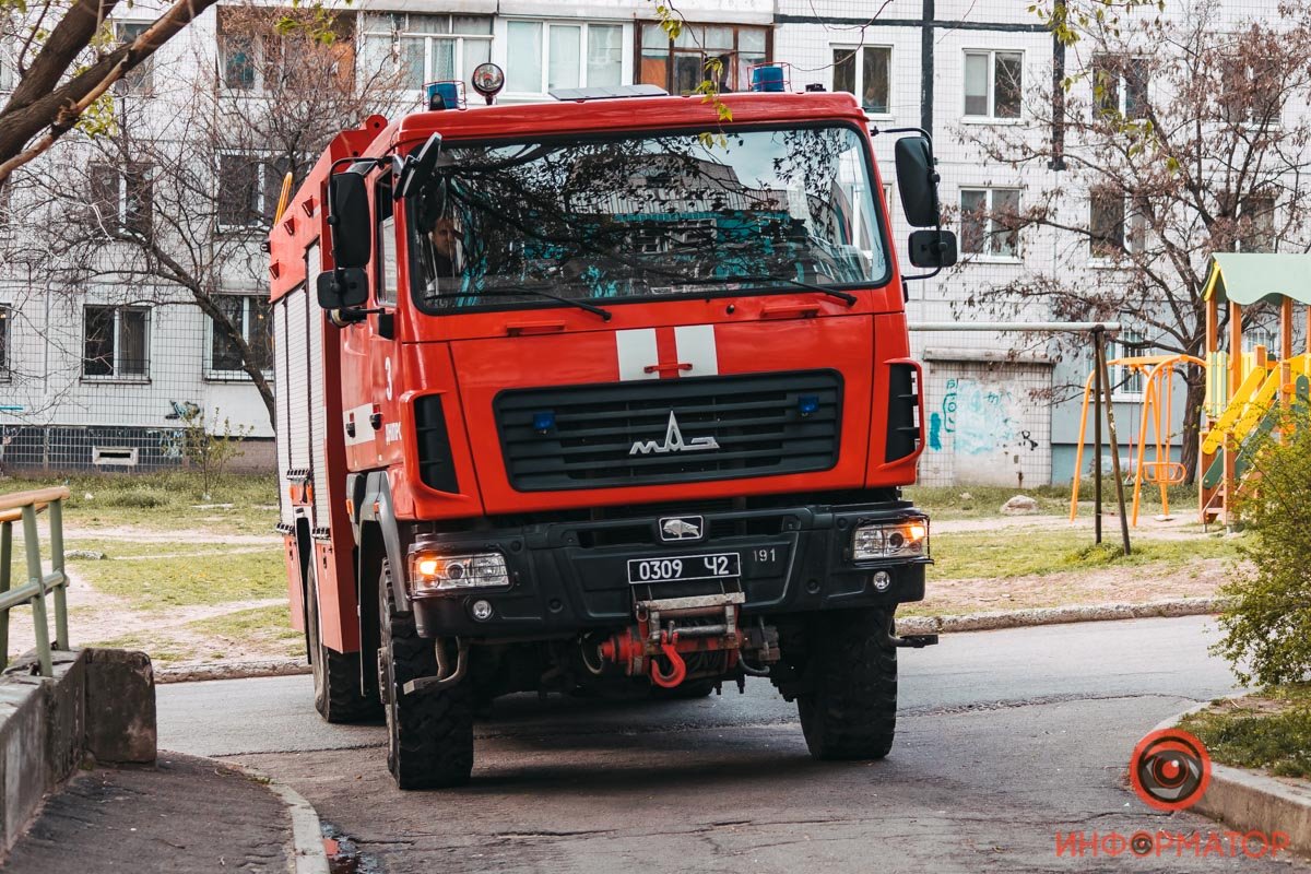 На борьбу с огнем у спасателей ушло порядка получаса