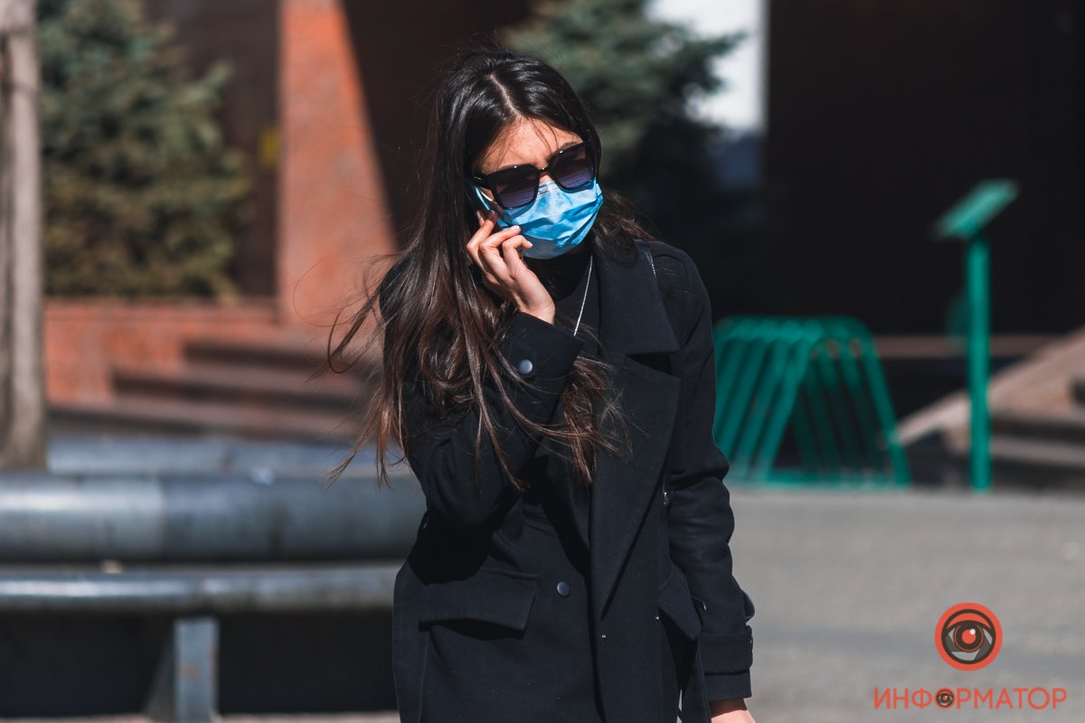 Единственный минус этого всего - мало, кто понимает тебя при телефонном разговоре