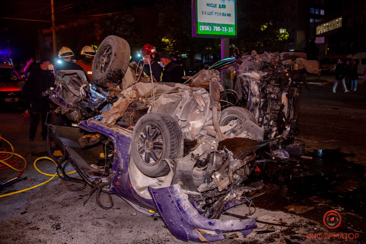 Водителя Mercedes госпитализировали с черепно-мозговой травмой Водителя Mercedes госпитализировали с черепно-мозговой травмой