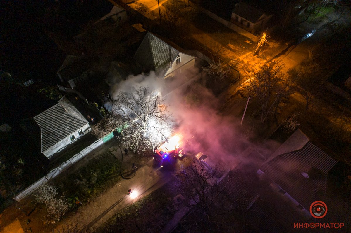 Огонь мог перекинуться на жилой дом Огонь мог перекинуться на жилой дом