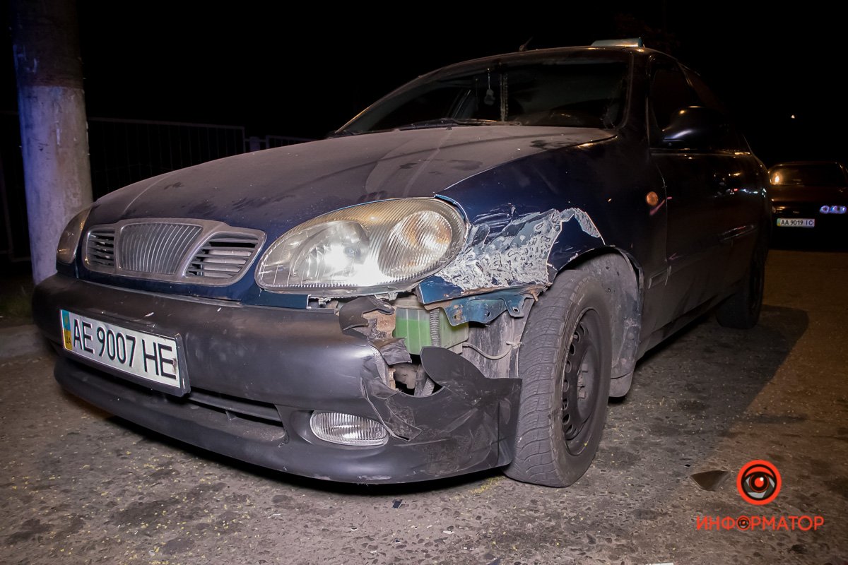 Geely ехал со стороны шинного завода и врезался в Daewoo Geely ехал со стороны шинного завода и врезался в Daewoo