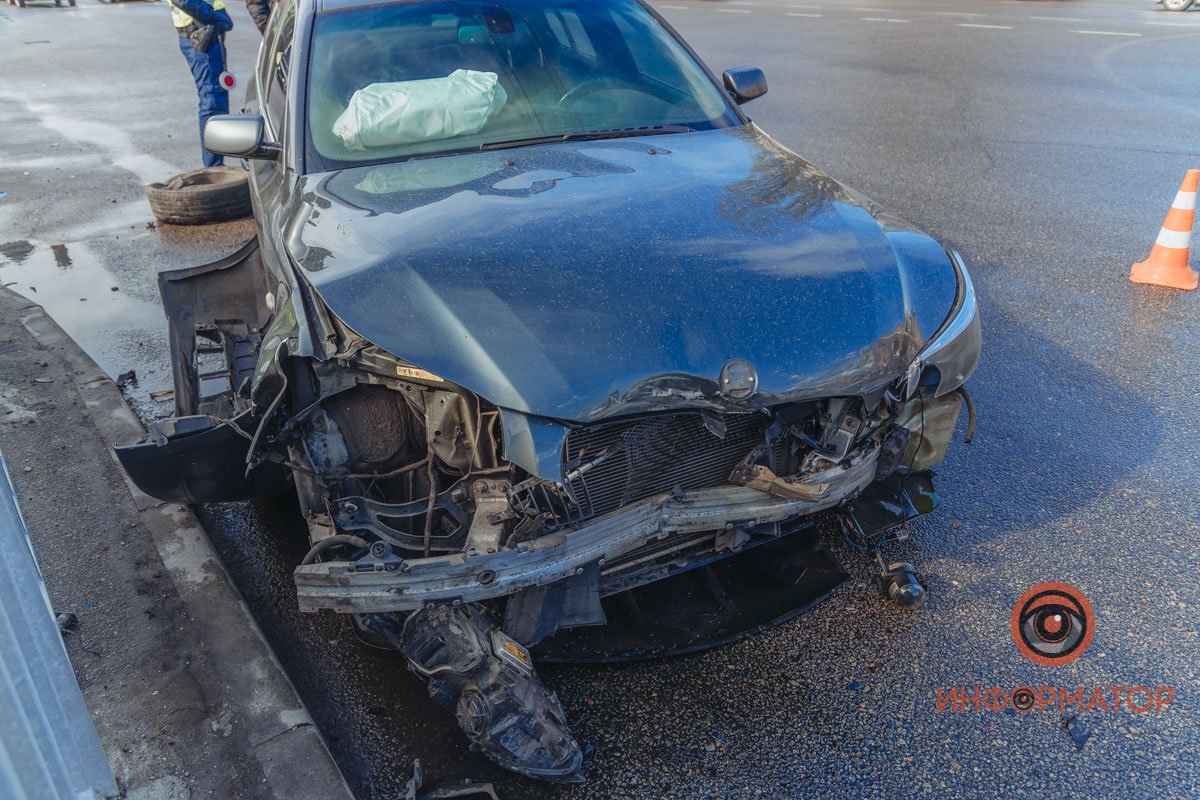 По версии правоохранителей, проехал на мигающий зеленый сигнал светофора