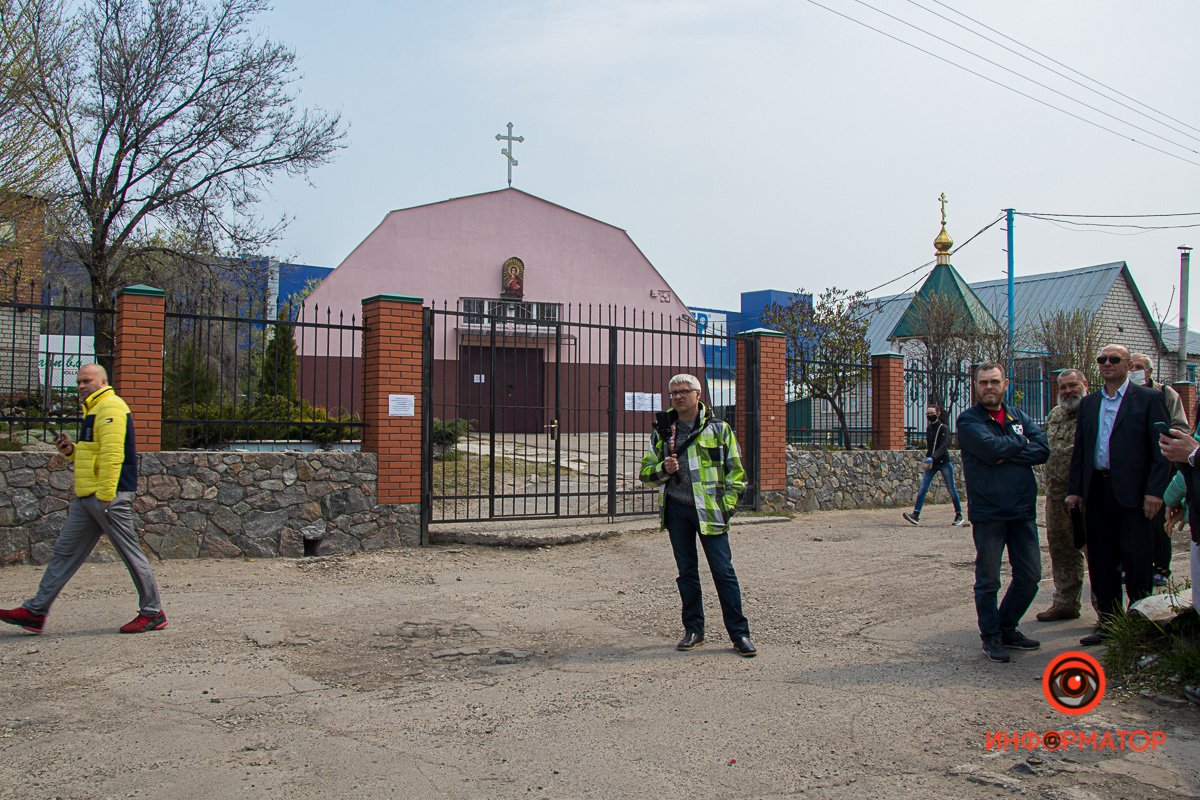 Собрание проходило не на территории храма