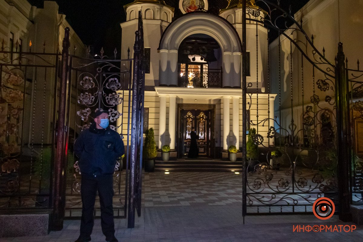 Идет богослужение