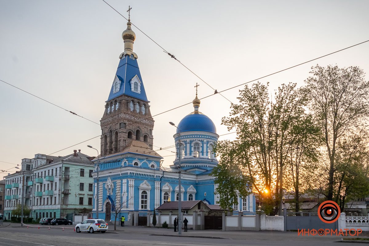 Корнями в традицию