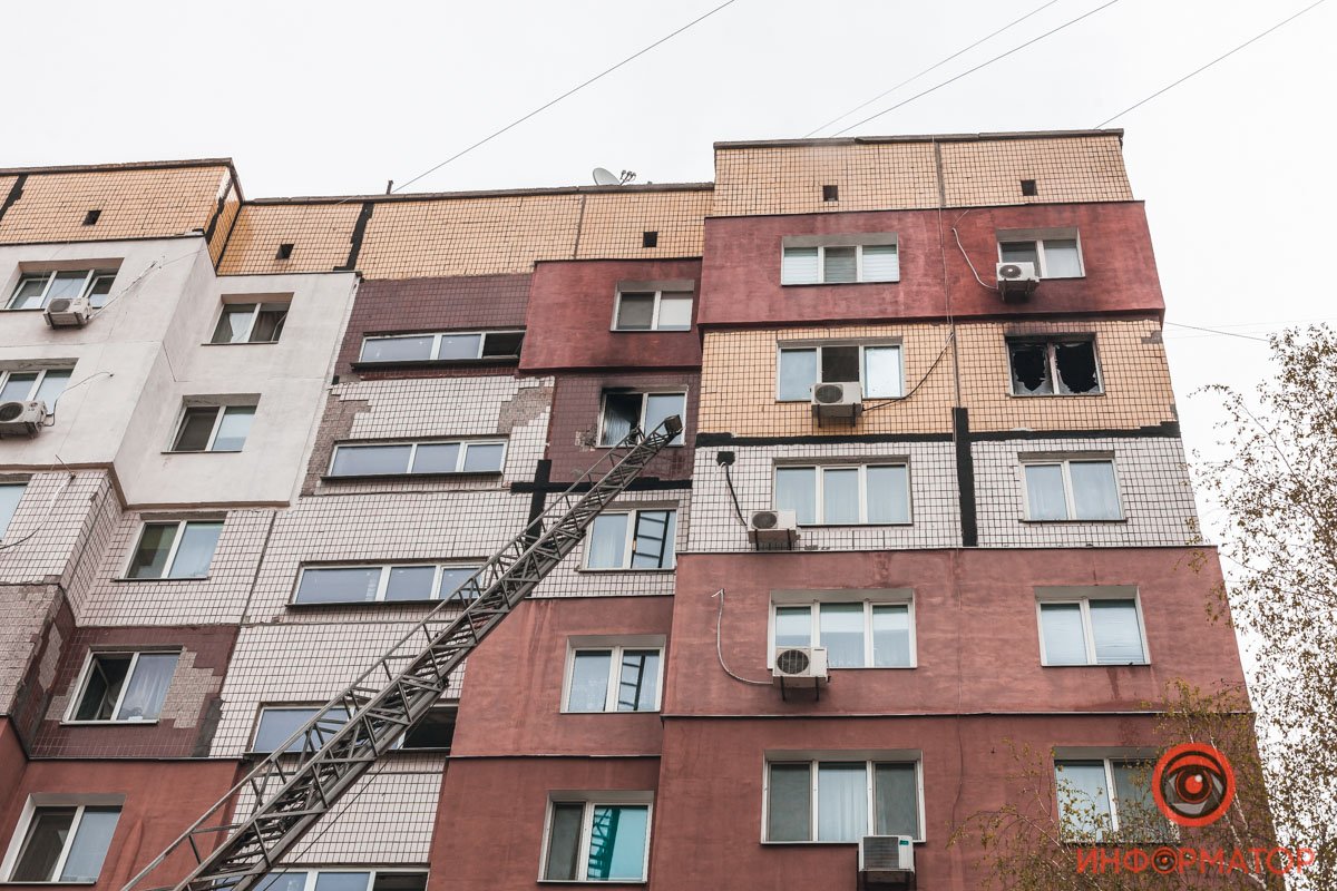 Пожар произошел в квартире на девятом этаже Пожар произошел в квартире на девятом этаже