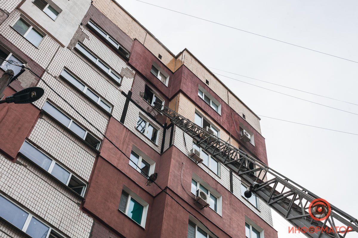 По предварительной информации, пожар возник в спальной комнате По предварительной информации, пожар возник в спальной комнате