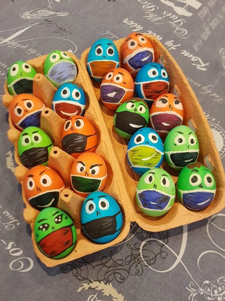 В Днепре карантинный режим соблюдают даже пасхальные яйца: ТОП фото из Instagram 1