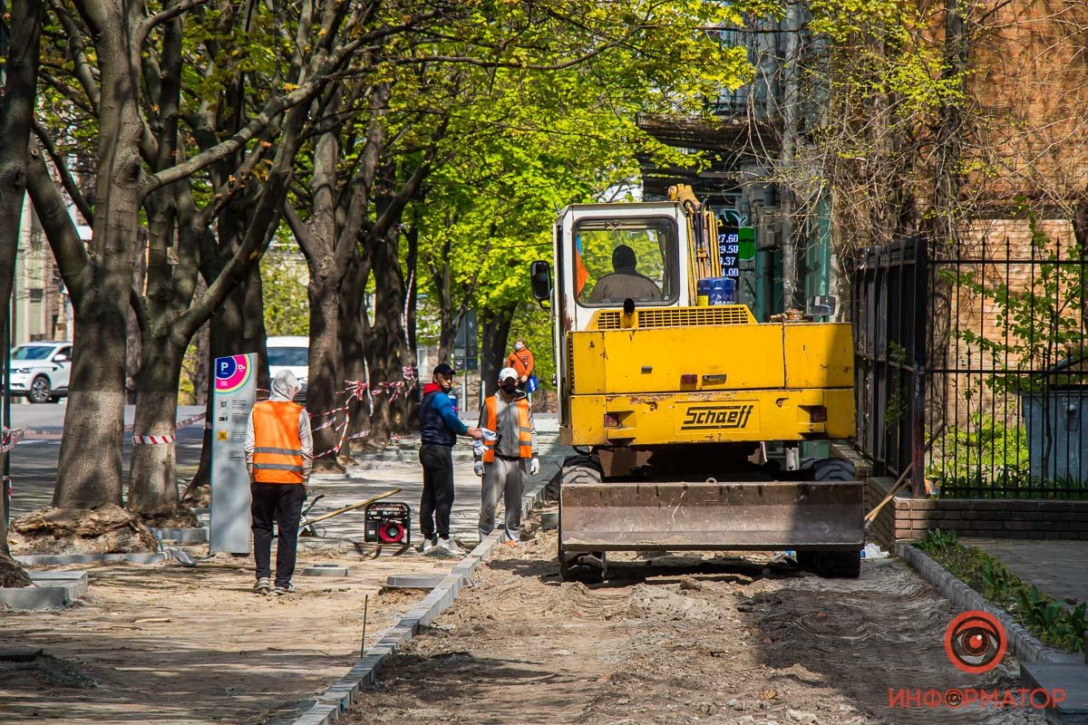Такими темпами город превратиться в одну сплошную парковку Такими темпами город превратиться в одну сплошную парковку