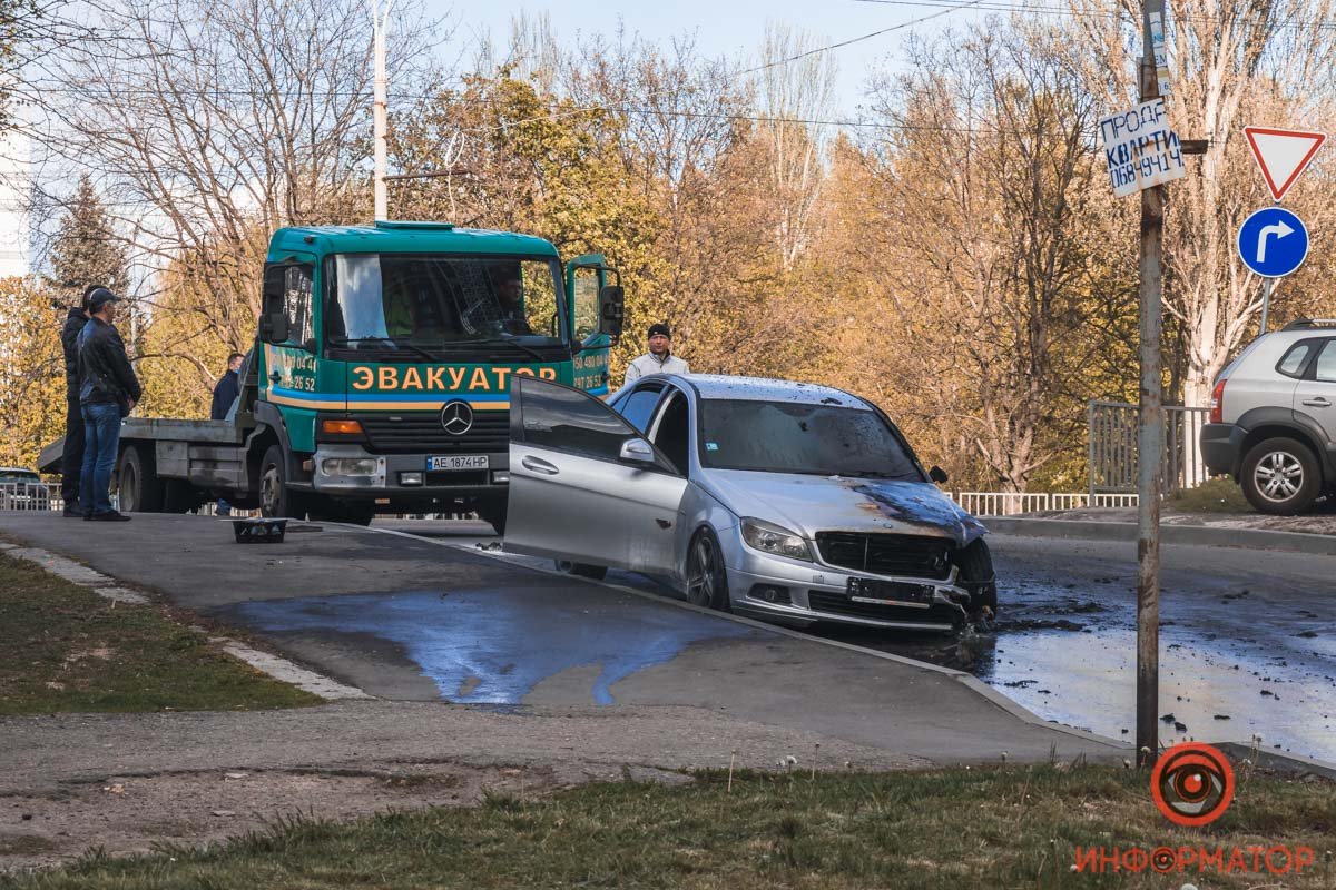 Инцидент произошел на Тополе-1 в районе дома № 60 Инцидент произошел на Тополе-1 в районе дома № 60
