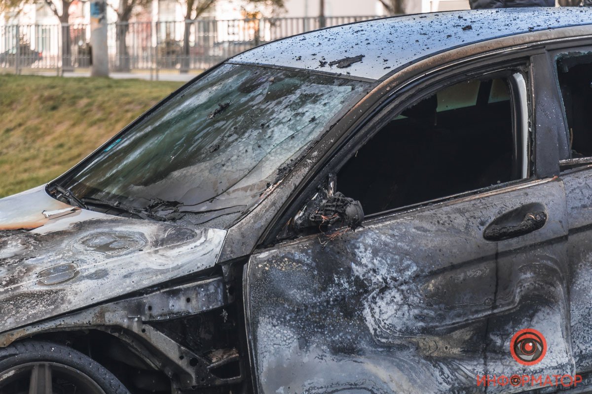 Автомобиль восстановлению не подлежит Автомобиль восстановлению не подлежит