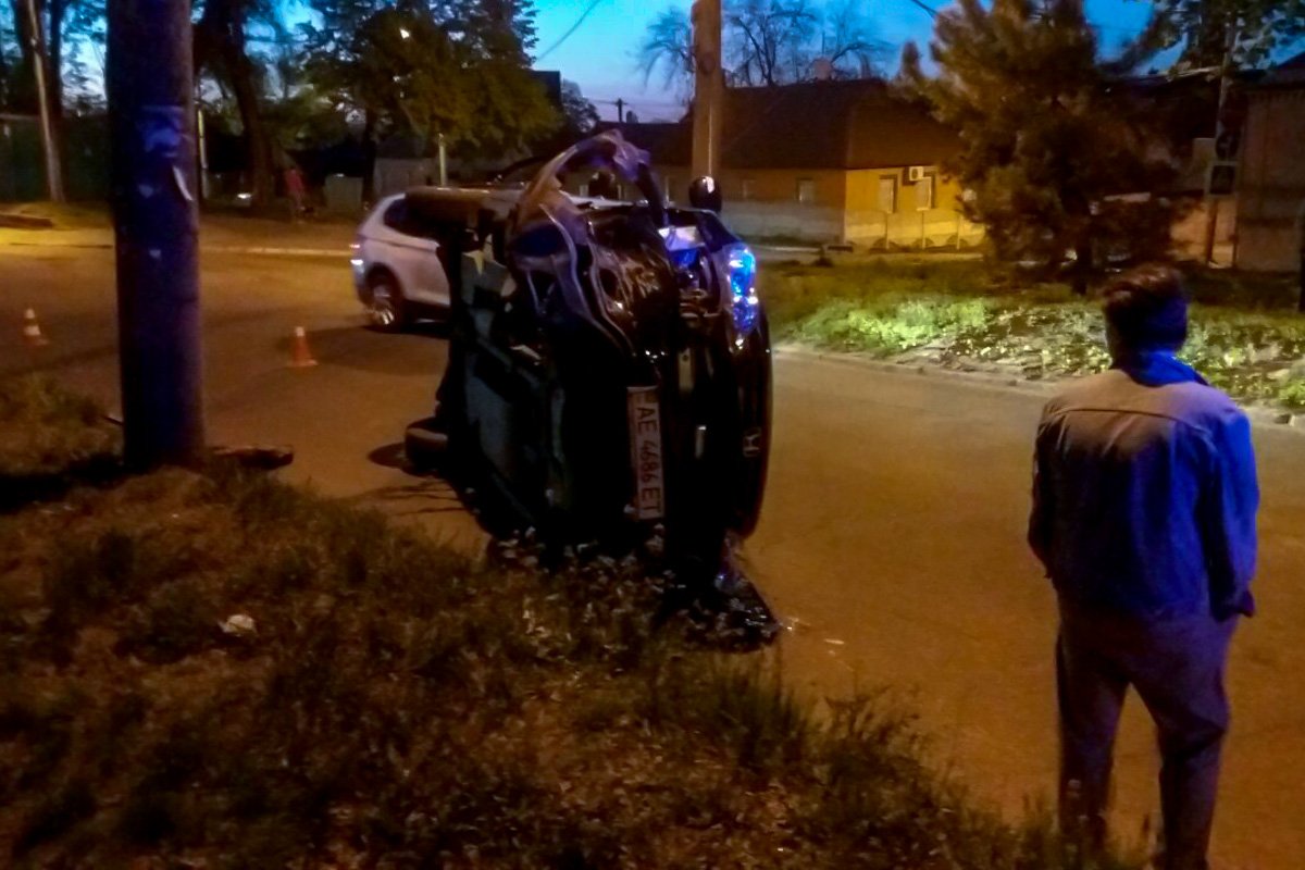 В салоне был пассажир, никто серьезно не пострадал В салоне был пассажир, никто серьезно не пострадал