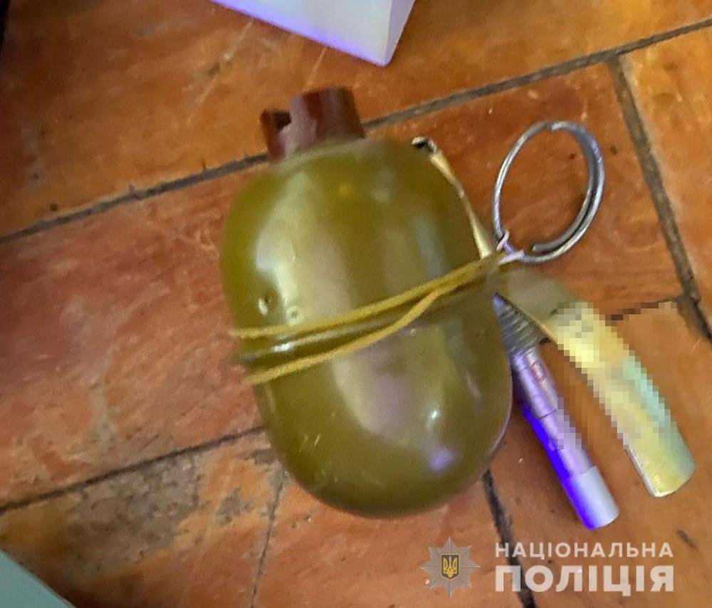 Все изъятое оружие и боеприпасы направили на экспертизу Все изъятое оружие и боеприпасы направили на экспертизу