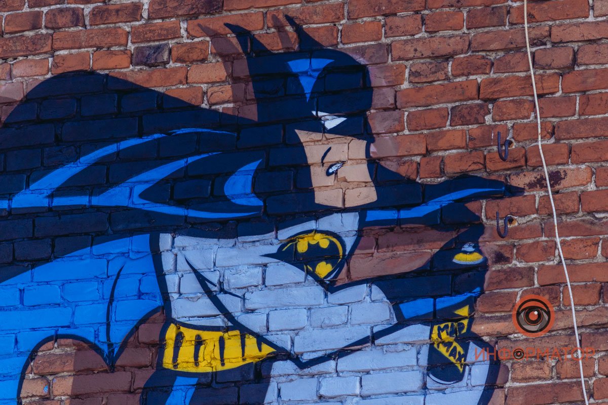 Этому городу нужен новый герой