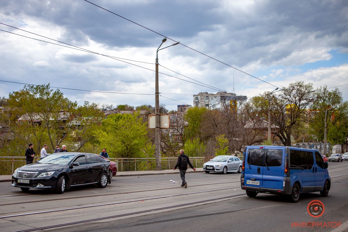 Столкнулись Opel и Toyota