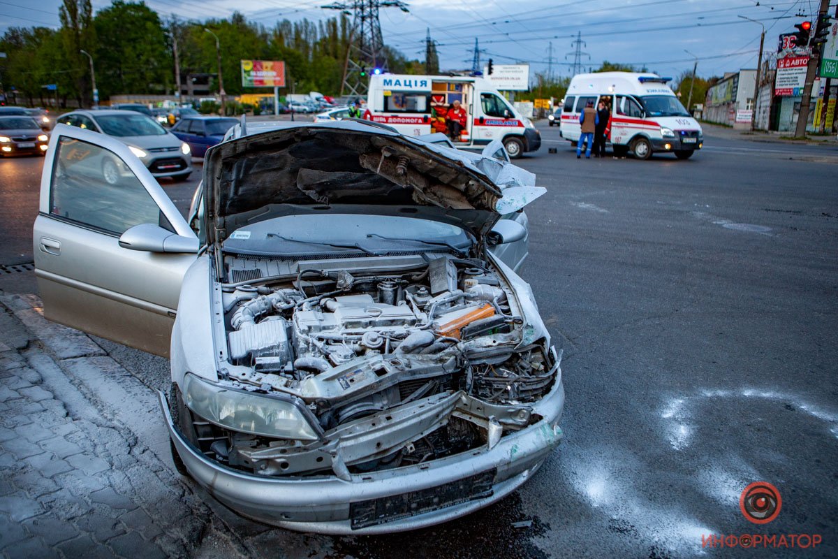 Авария произошла в районе 19:30