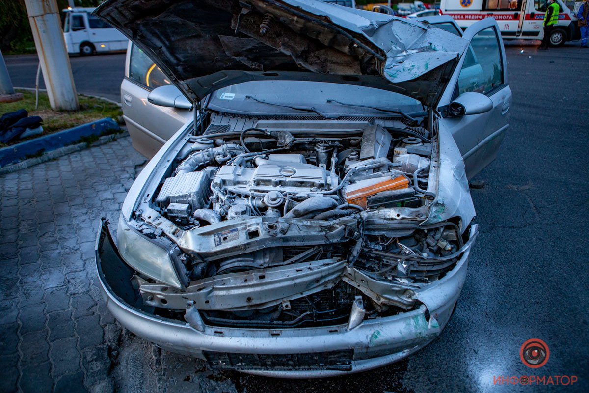 Opel "задули" огнетушителем