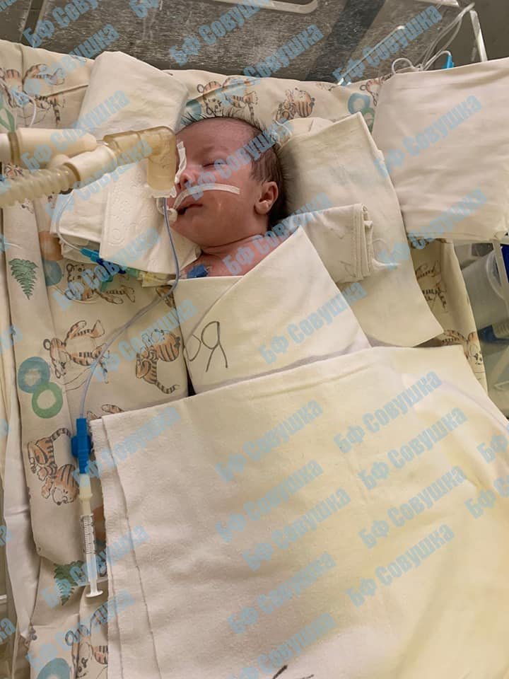 В Днепре врачи спасают жизнь младенцу в тяжелом состоянии 1